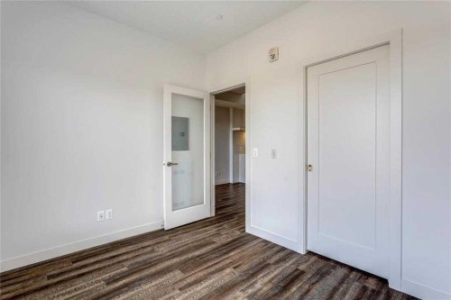 308-730 5 Street Ne, Calgary, AB - Indoor Photo Showing Other Room