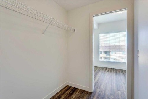 308-730 5 Street Ne, Calgary, AB - Indoor With Storage