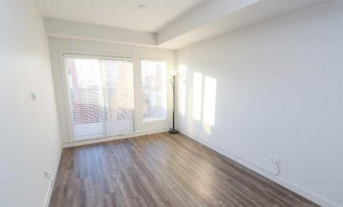 308-730 5 Street Ne, Calgary, AB - Indoor Photo Showing Other Room