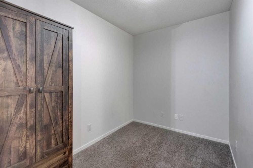 2125-81 Legacy Boulevard Se, Calgary, AB - Indoor Photo Showing Other Room