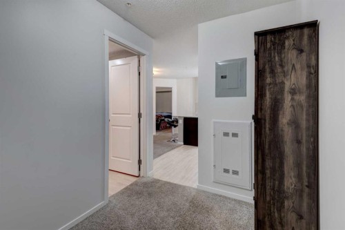 2125-81 Legacy Boulevard Se, Calgary, AB - Indoor Photo Showing Other Room
