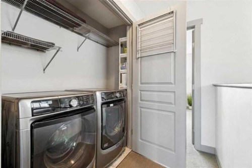 216 Mahogany Grove Se, Calgary, AB - Indoor Photo Showing Laundry Room