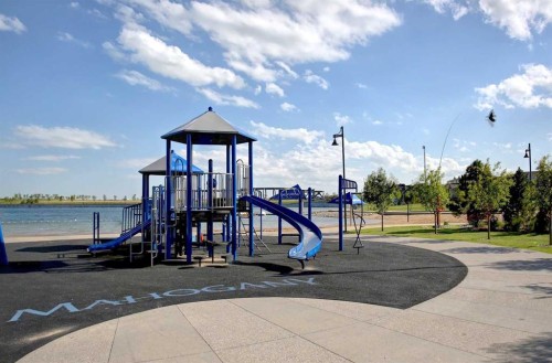 216 Mahogany Grove Se, Calgary, AB - Outdoor With View