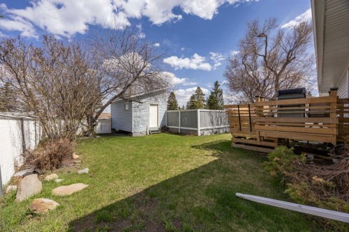 7720 Hunterquay Road Nw, Calgary, AB - Outdoor