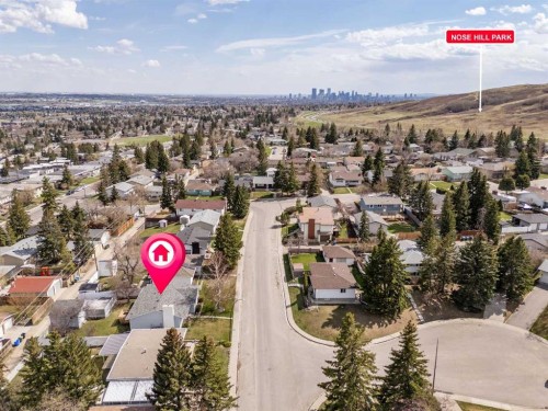 7720 Hunterquay Road Nw, Calgary, AB - Outdoor With View