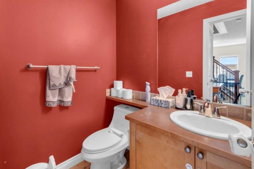 2-3421 5 Avenue Nw, Calgary, AB - Indoor Photo Showing Bathroom