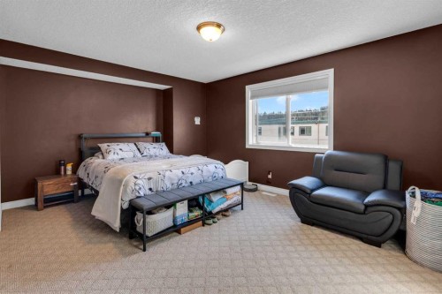 2-3421 5 Avenue Nw, Calgary, AB - Indoor Photo Showing Bedroom