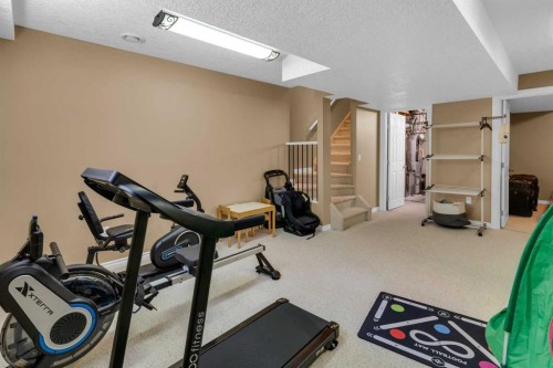2-3421 5 Avenue Nw, Calgary, AB - Indoor Photo Showing Gym Room