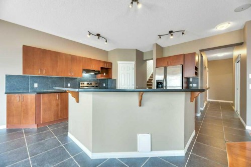 151 Everhollow Way Sw, Calgary, AB - Indoor Photo Showing Kitchen