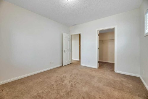 151 Everhollow Way Sw, Calgary, AB - Indoor Photo Showing Other Room