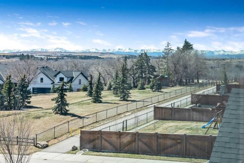 108 Mount Rae Heights  Okotoks, AB T1S 0P1