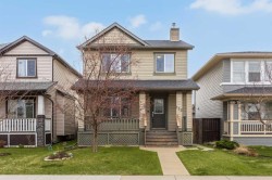 122 Bridlecrest Manor SW Calgary, AB T2Y 4Y3
