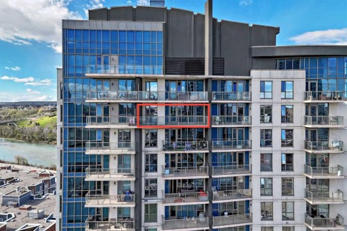 1705-325 3 Street SE Calgary, AB T2G 0T9