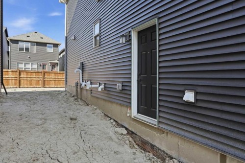 147 Homestead Circle Ne, Calgary, AB 