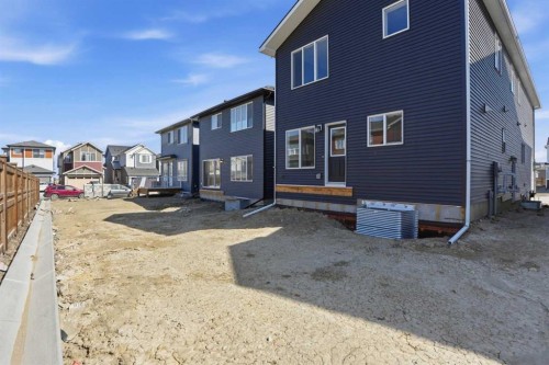 147 Homestead Circle Ne, Calgary, AB 