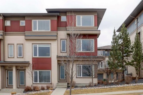 500-501 River Heights Drive  Cochrane, AB T4C 2L3