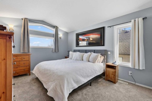 308 Cambridge Place, Strathmore, AB - Indoor Photo Showing Bedroom