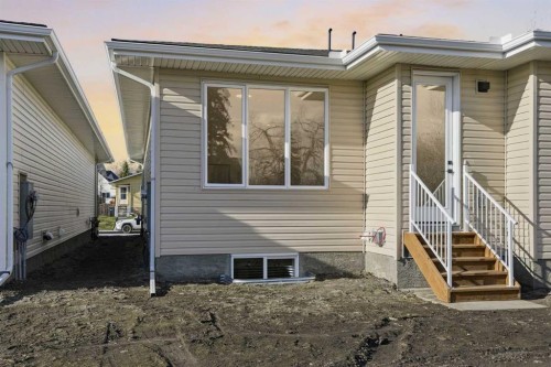 121 5 Avenue Se, High River, AB - Outdoor With Exterior