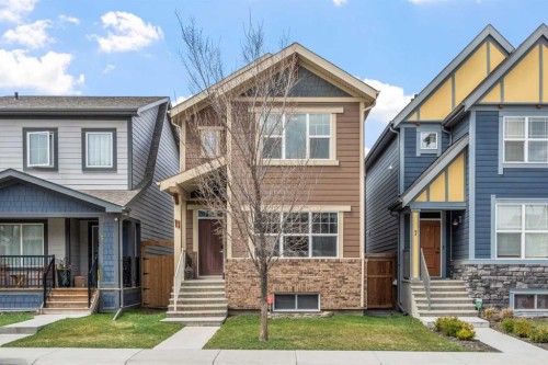 11 Masters Manor Se, Calgary, AB - Outdoor With Facade
