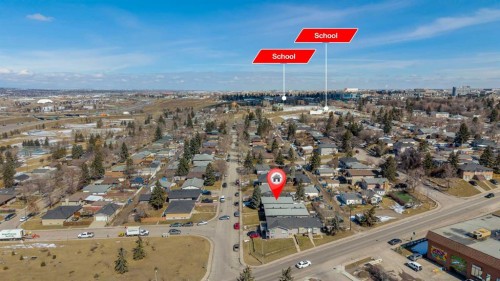 910 16A Street Ne, Calgary, AB - Outdoor With View