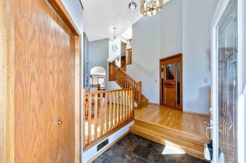 5019 Norris Road Nw, Calgary, AB - Indoor Photo Showing Other Room