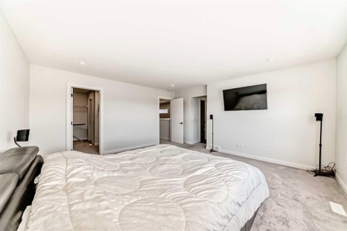 219 Chelsea Park, Chestermere, AB - Indoor Photo Showing Bedroom