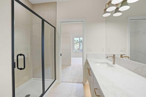 123 5 Avenue Se, High River, AB - Indoor Photo Showing Bathroom