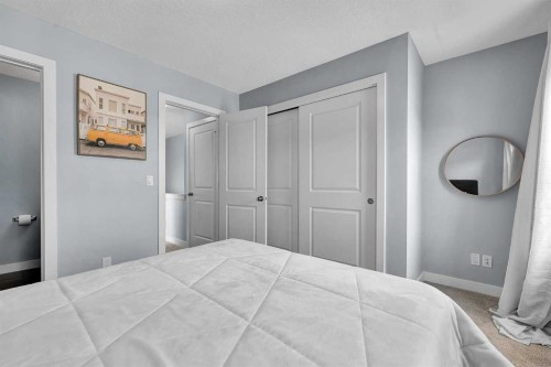 359 Silverado Common Sw, Calgary, AB - Indoor Photo Showing Bedroom