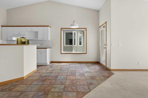 122 Rocky Ridge Villas Nw, Calgary, AB - Indoor