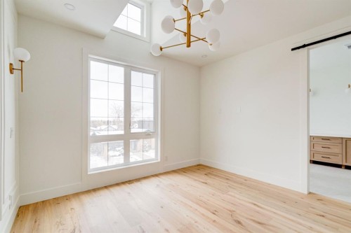 2447 29 Sw, Calgary, AB - Indoor Photo Showing Other Room