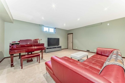 123 Parkmere Court, Chestermere, AB - Indoor Photo Showing Other Room