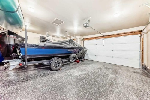 123 Parkmere Court, Chestermere, AB - Indoor Photo Showing Garage