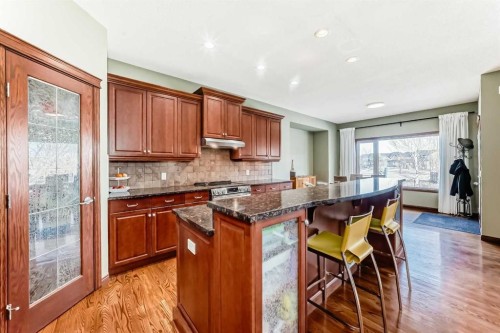 123 Parkmere Court, Chestermere, AB - Indoor Photo Showing Kitchen