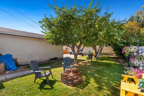 4417 55 Avenue, Olds, AB - Outdoor