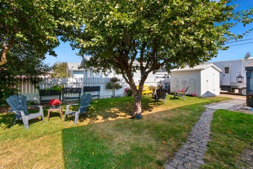 4417 55 Avenue, Olds, AB - Outdoor