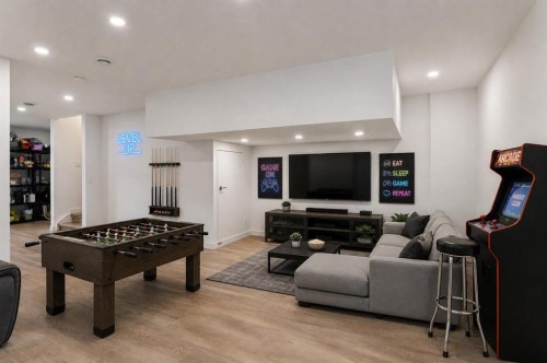 226 Dawson Way, Chestermere, AB - Indoor Photo Showing Other Room