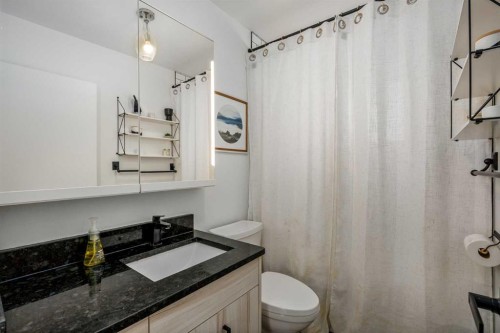 4716 26 Avenue Sw, Calgary, AB - Indoor