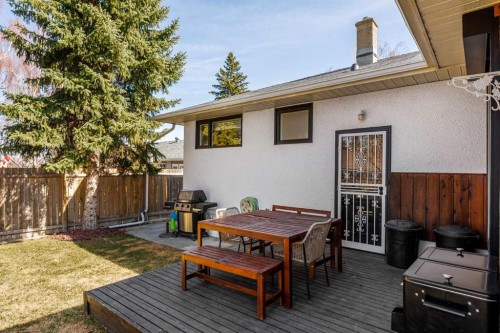 4716 26 Avenue Sw, Calgary, AB - Outdoor