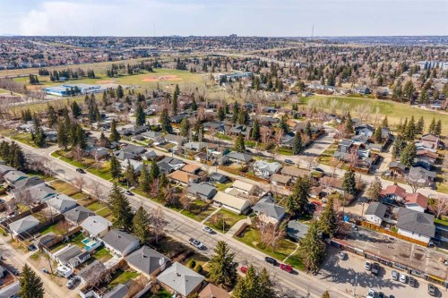 4716 26 Avenue Sw, Calgary, AB - Outdoor With View