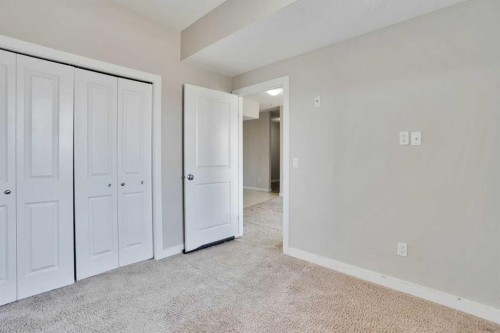 13-330 2Nd Street West, Brooks, AB - Indoor Photo Showing Other Room