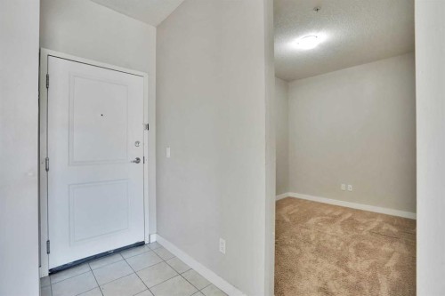 13-330 2Nd Street West, Brooks, AB - Indoor Photo Showing Other Room