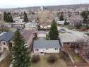 7615 36 Avenue Nw, Calgary, AB  - Outdoor With View 