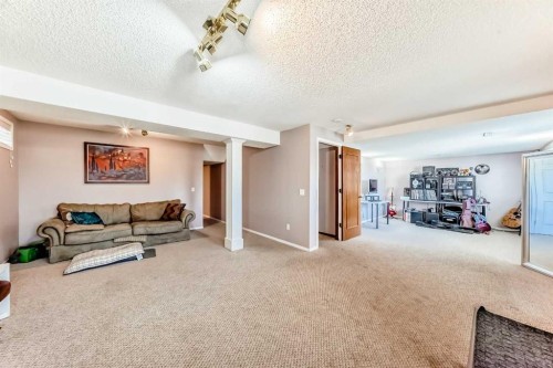 402 Citadel Hills Circle Nw, Calgary, AB - Indoor