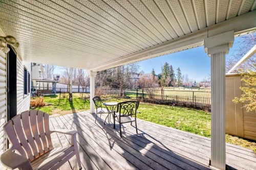 402 Citadel Hills Circle Nw, Calgary, AB - Outdoor With Deck Patio Veranda With Exterior