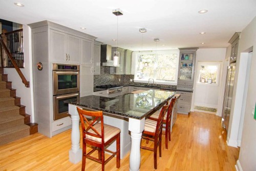 1616 Summer Street Sw, Calgary, AB - Indoor Photo Showing Other Room