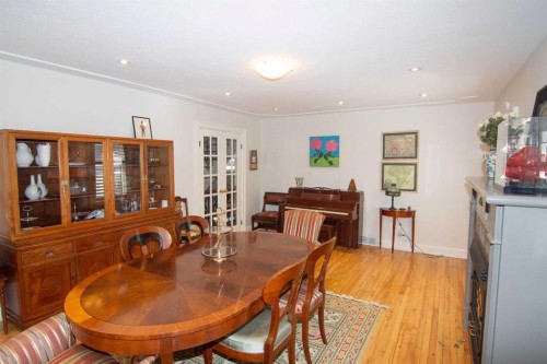 1616 Summer Street Sw, Calgary, AB - Indoor Photo Showing Dining Room