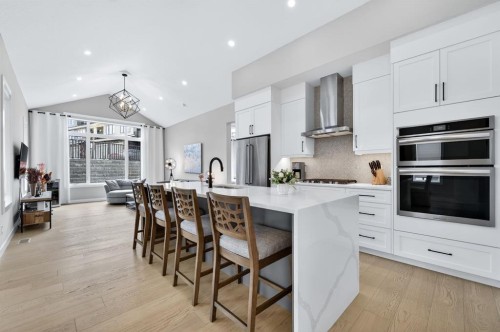 46 Crestridge Bay Sw, Calgary, AB - Indoor Photo Showing Kitchen With Upgraded Kitchen
