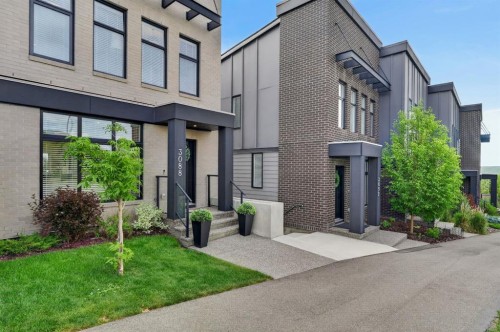 3088 85 Street Sw, Calgary, AB 