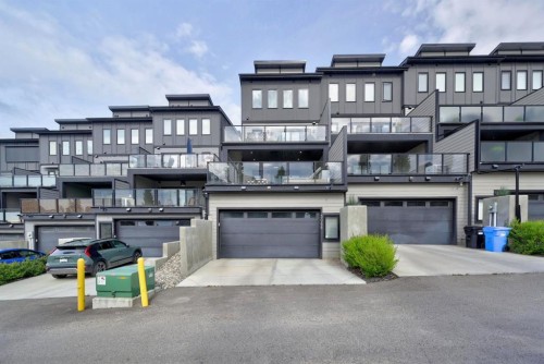 3088 85 Street Sw, Calgary, AB 