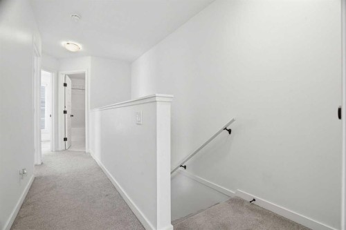 32 Walgrove Common Se, Calgary, AB - Indoor Photo Showing Other Room